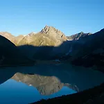 Garni Romantika