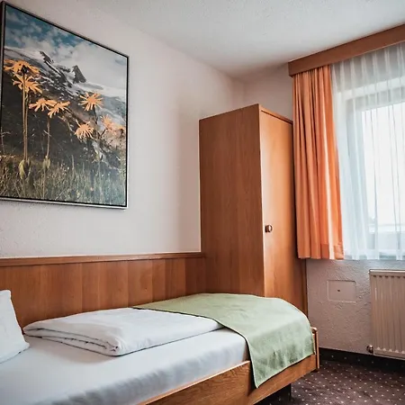 Garni Romantika Hotel Sankt Leonhard im Pitztal