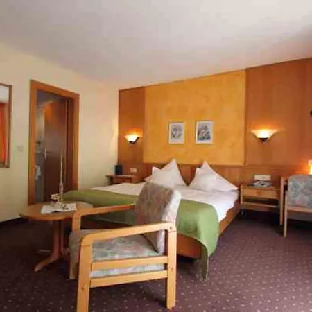 Garni Romantika Hotel Sankt Leonhard im Pitztal