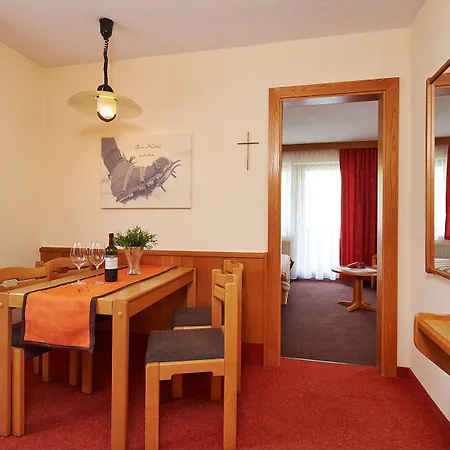 Garni Romantika 皮茨河谷圣莱昂哈德