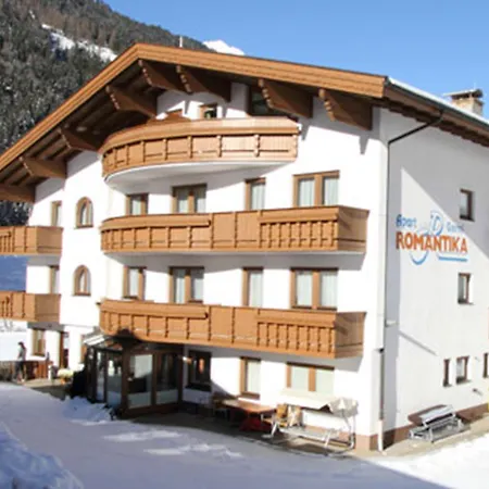 Garni Romantika Hotel Sankt Leonhard im Pitztal