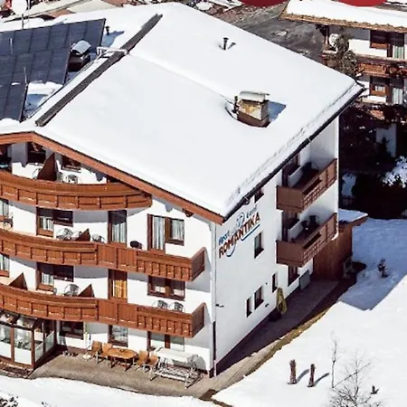 Hotel Garni Romantika Sankt Leonhard im Pitztal