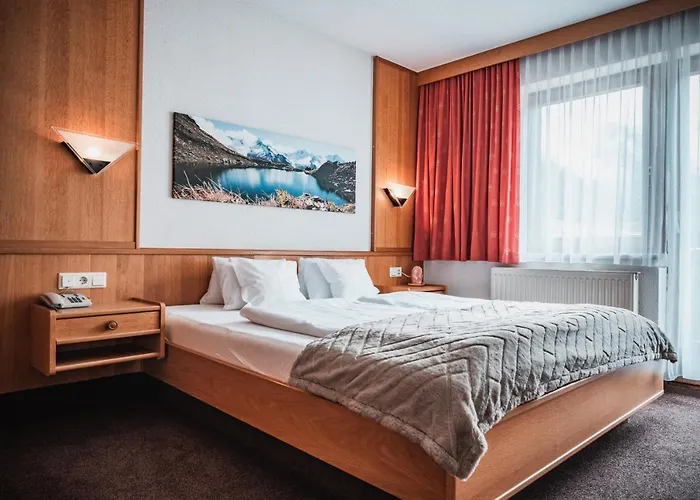 Hotel Garni Romantika Sankt Leonhard im Pitztal