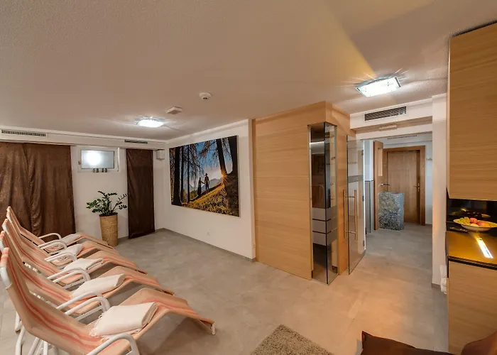 Garni Romantika Hotel Sankt Leonhard im Pitztal