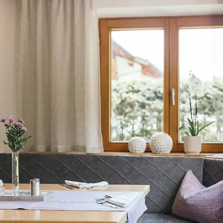 Garni Romantika 3* St. Leonhard im Pitztal