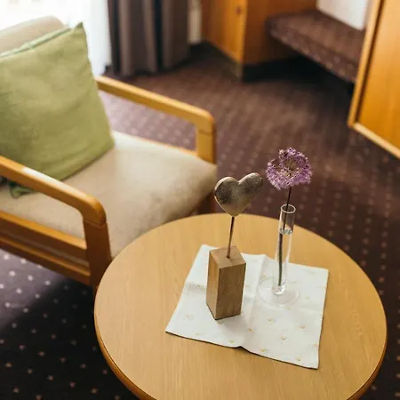 Hotel Garni Romantika 3*