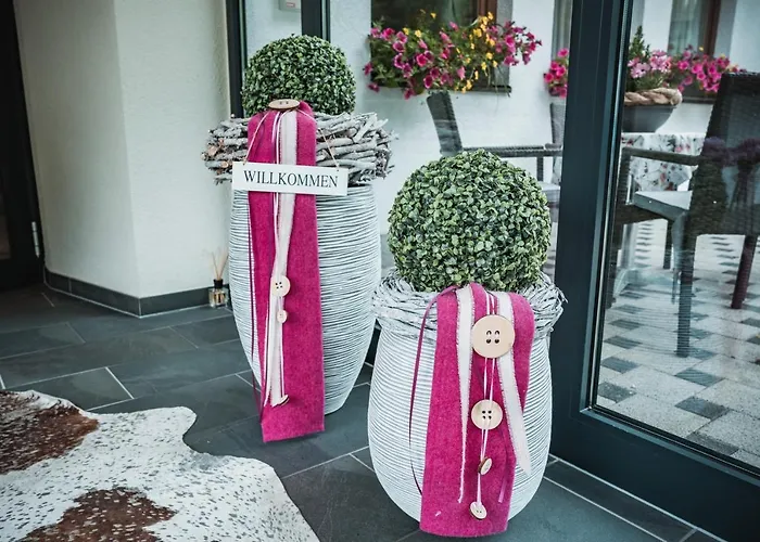 Garni Romantika فندق