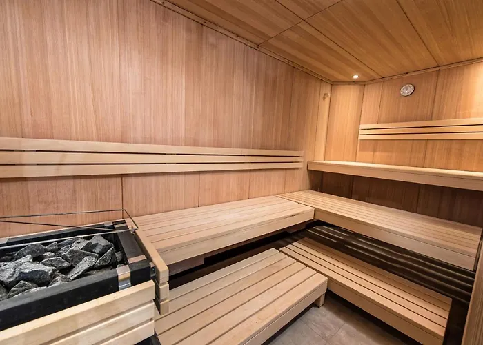 فندق Garni Romantika 3*